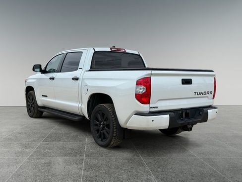 Used 2021 Toyota Tundra Limited w/ Limited Premium Package AWD/4WD image 4