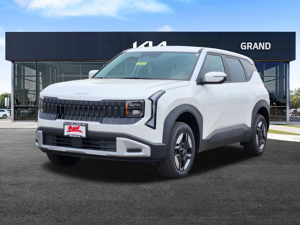 New 2027 Kia Seltos LX AWD/4WD image 4
