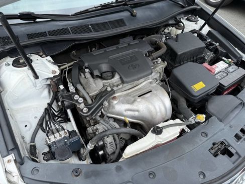 Used 2014 Toyota Camry XLE image 23