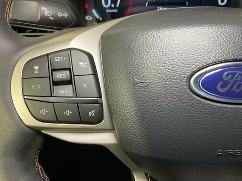 New 2025 Ford Explorer Active w/ Active Comfort Package image 25