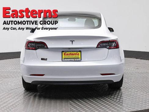 Used 2023 Tesla Model 3 Standard Range RWD image 6