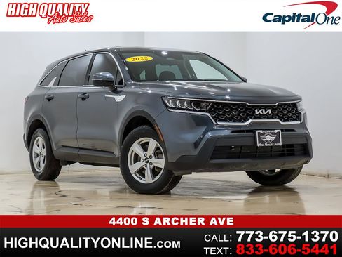 Used 2022 Kia Sorento LX image 1