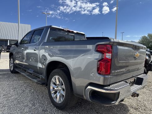Used 2021 Chevrolet Silverado 1500 LTZ w/ Safety Package II AWD/4WD image 5