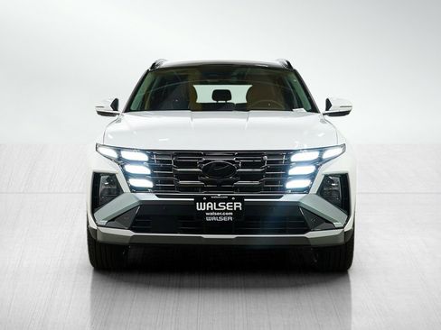 Used 2025 Hyundai Tucson Limited image 8