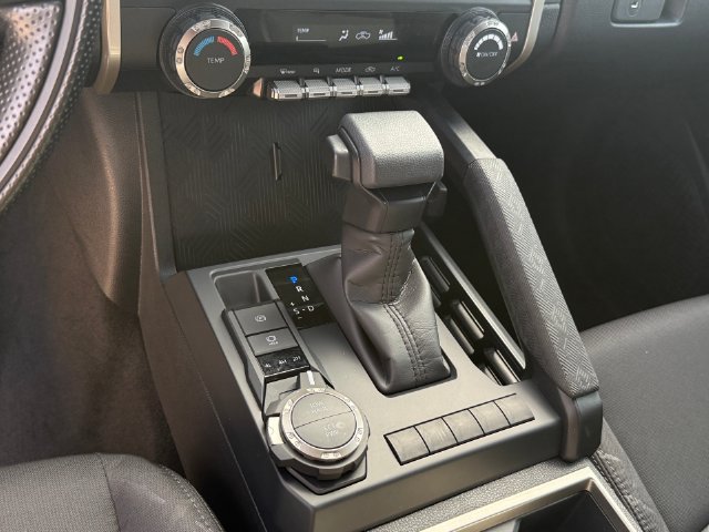 Used 2026 Toyota Tacoma SR5 AWD/4WD image 21