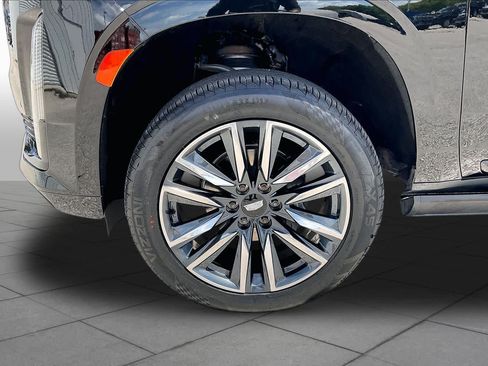 Used 2021 Cadillac Escalade ESV Sport Platinum AWD/4WD image 11