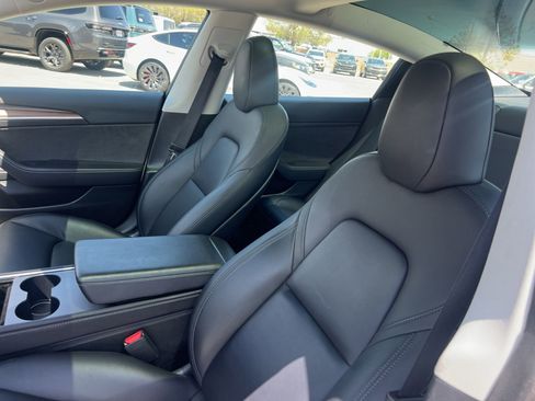 Used 2023 Tesla Model 3 Standard Range RWD image 23