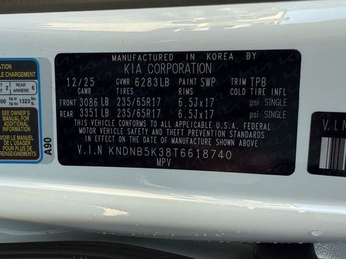 New 2026 Kia Carnival FWD image 37