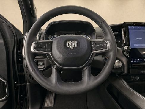 Used 2025 RAM 1500 Laramie AWD/4WD image 13