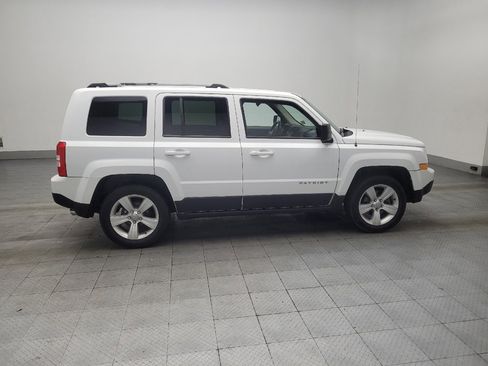 Used 2014 Jeep Patriot Limited image 10