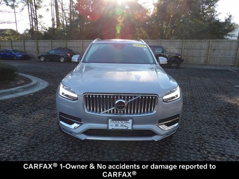 Certified 2023 Volvo XC90 B6 Plus w/ Protection Package image 3