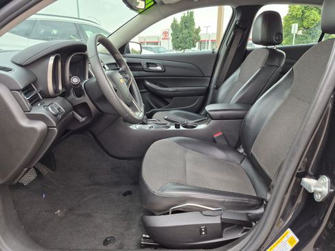 Used 2015 Chevrolet Malibu LT FWD image 16