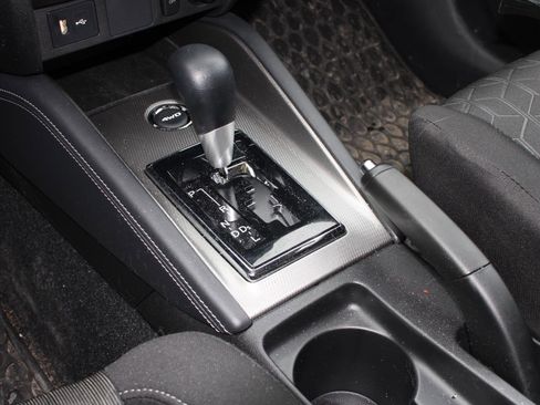 Used 2025 Mitsubishi Outlander Sport ES image 12