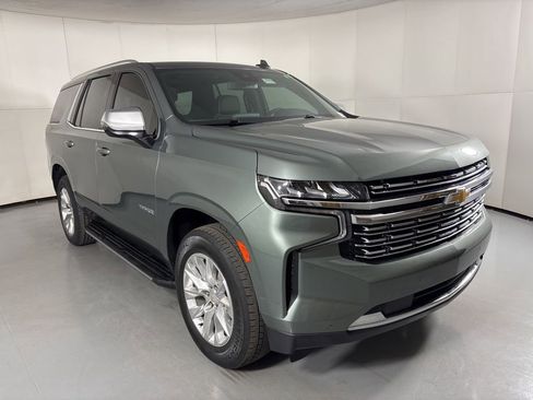 Used 2024 Chevrolet Tahoe Premier image 2