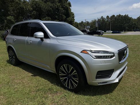 Used 2021 Volvo XC90 T6 Momentum w/ Climate Package AWD/4WD image 7