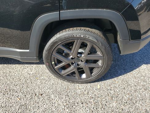 New 2026 Jeep Compass Limited image 6