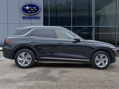 Used 2022 Genesis GV70 2.5T image 8