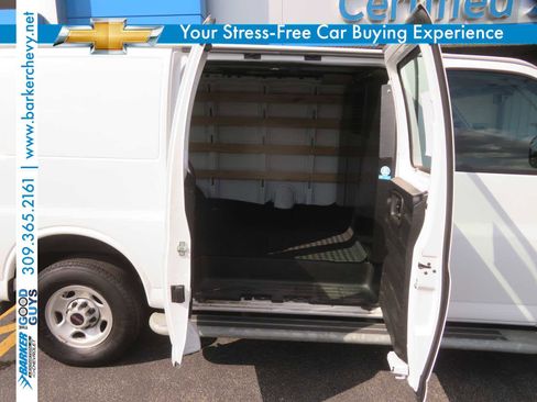 Used 2023 GMC Savana 2500 w/ Driver Convenience Package image 24