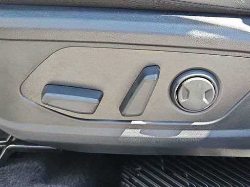 Certified 2025 Hyundai Tucson Limited image 17