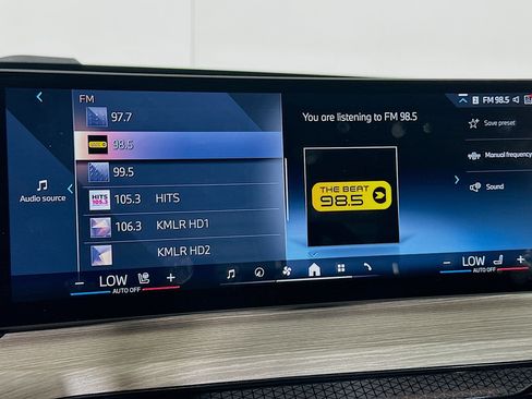 Used 2025 BMW 330i Sedan image 21