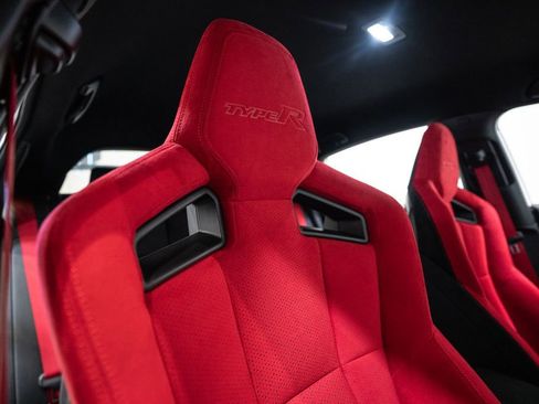 Used 2025 Honda Civic Type R image 22