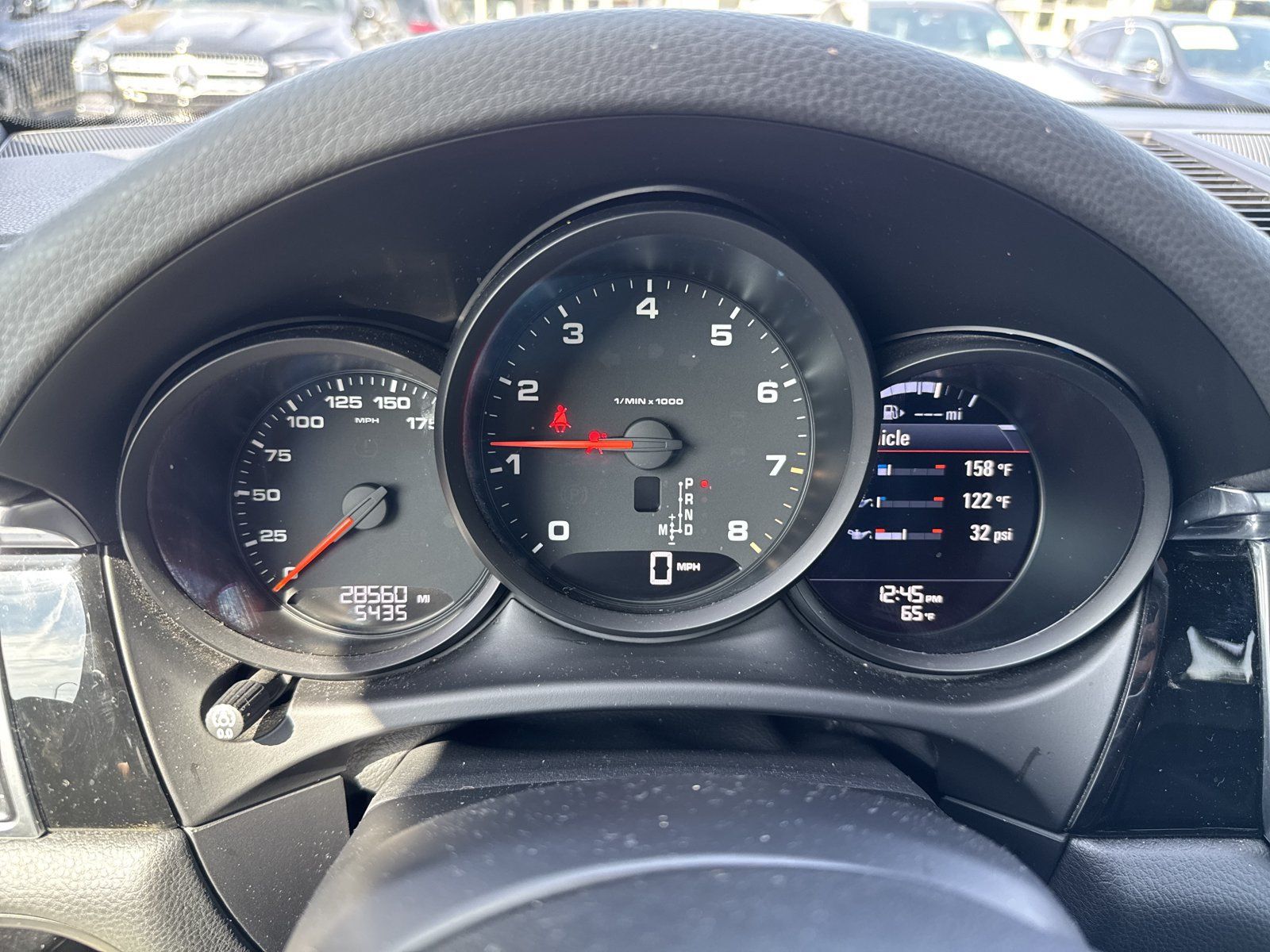 Used 2018 Porsche Macan AWD/4WD image 13
