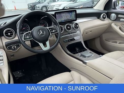 Used 2021 Mercedes-Benz GLC 300 4MATIC image 2