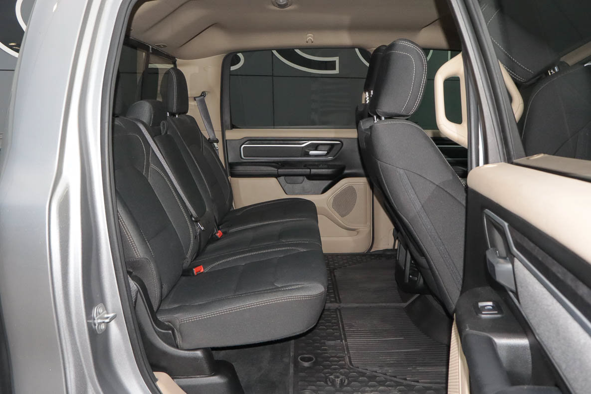 Used 2020 RAM 1500 Big Horn AWD/4WD image 23