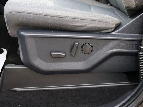 Used 2022 Ford F150 XLT w/ Equipment Group 302A High image 17