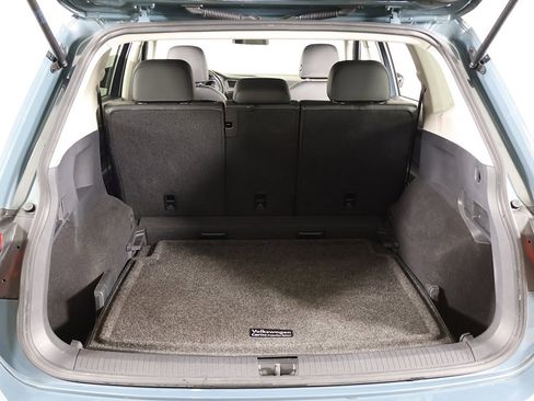 Used 2019 Volkswagen Tiguan SE w/ Panoramic Sunroof Package image 20