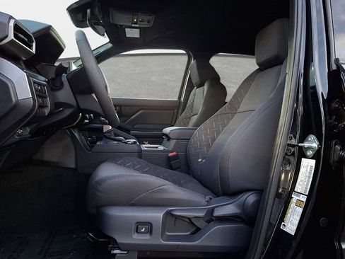 New 2026 Toyota Tacoma SR5 AWD/4WD image 8