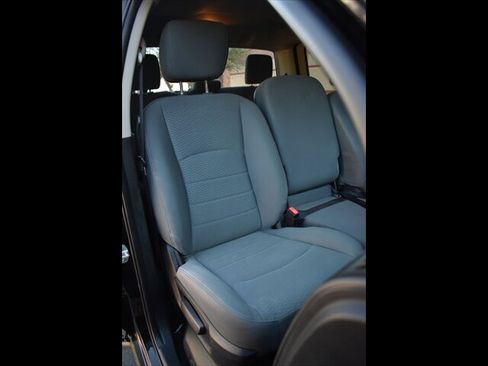 Used 2015 RAM 2500 Tradesman w/ Chrome Appearance Group image 32