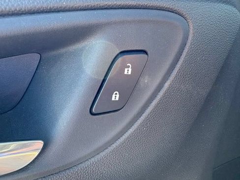 Used 2023 Buick Encore GX Select w/ Experience Buick Package FWD image 12