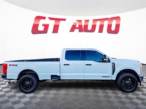 Used 2023 Ford F350 XLT w/ FX4 Off-Road Package image 8