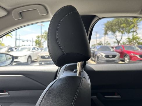 Used 2024 MAZDA CX-50 AWD 2.5 S w/ Select Package image 16