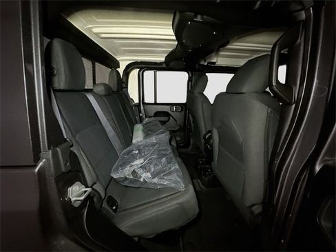 New 2026 Jeep Gladiator Sport image 30