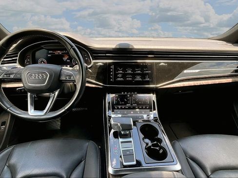 Used 2020 Audi Q8 Premium Plus w/ Premium Plus Package AWD/4WD image 7