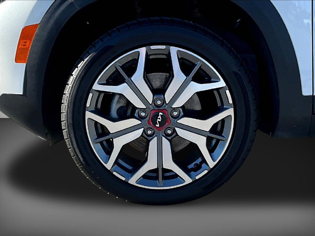 Used 2023 Kia Seltos SX AWD/4WD image 34