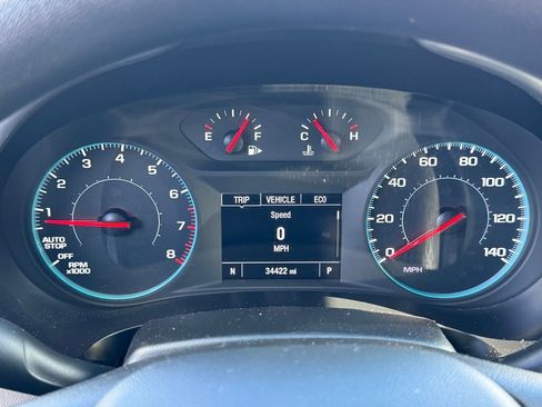 Used 2025 Chevrolet Malibu LS image 14