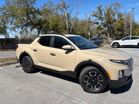 Used 2023 Hyundai Santa Cruz SEL w/ Activity Package image 6