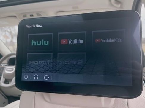 Used 2023 GMC Yukon Denali w/ Advanced Technology Package image 51