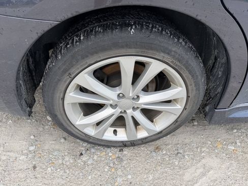 Used 2013 Subaru Legacy 2.5i Premium w/ All-Weather Pkg AWD/4WD image 11