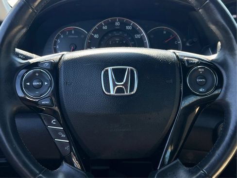 Used 2017 Honda Accord EX-L image 23