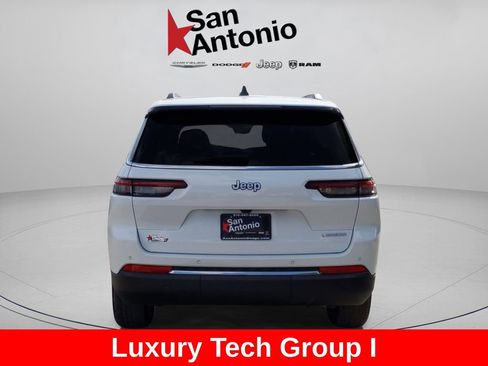 New 2025 Jeep Grand Cherokee L Laredo w/ Luxury Tech Group I RWD image 5