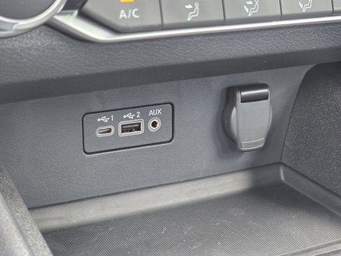 Used 2025 Nissan Altima 2.5 S FWD image 27