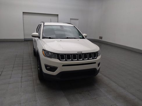 Used 2018 Jeep Compass Latitude w/ Popular Equipment Group FWD image 14