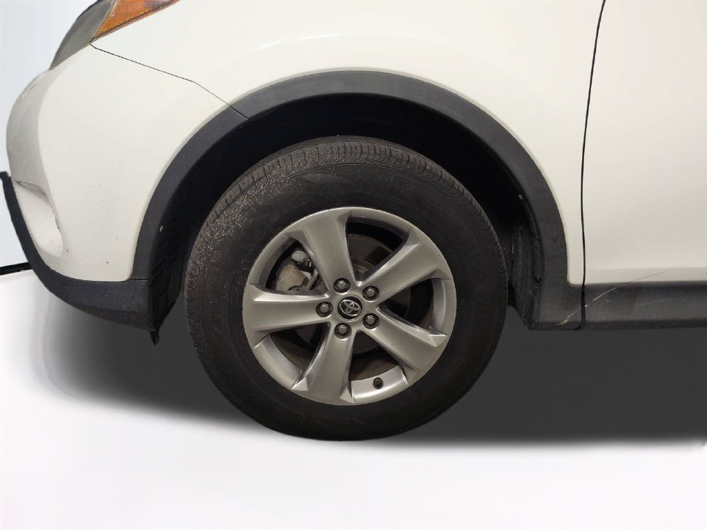 Used 2015 Toyota RAV4 XLE FWD image 13
