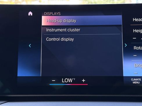 Used 2023 BMW 330i Sedan w/ M Sport Package image 26