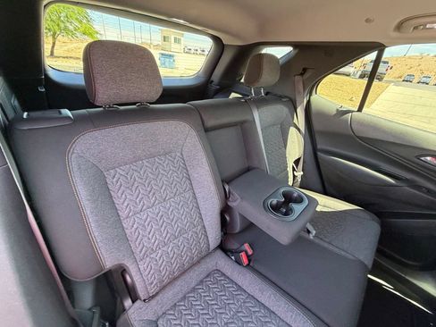 Certified 2024 Chevrolet Equinox LT AWD/4WD image 17