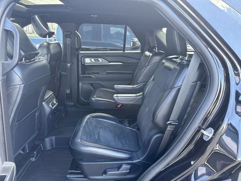 Used 2025 Ford Explorer ST AWD/4WD image 22